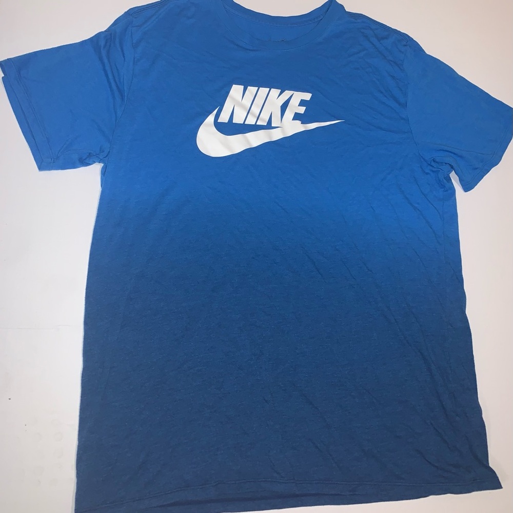 Nike Men’s Blue Two-toned T shirt
